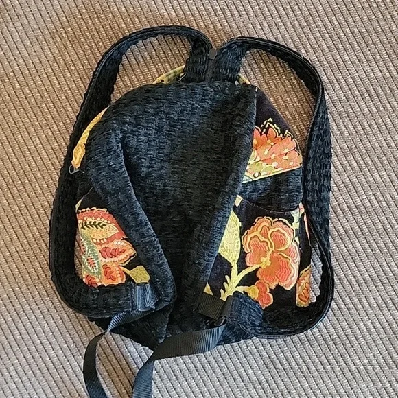 Small Vegan Convertible Boho Tapestry Backpack Sling Bag Purse 11×12.5 - Picture 3 of 7